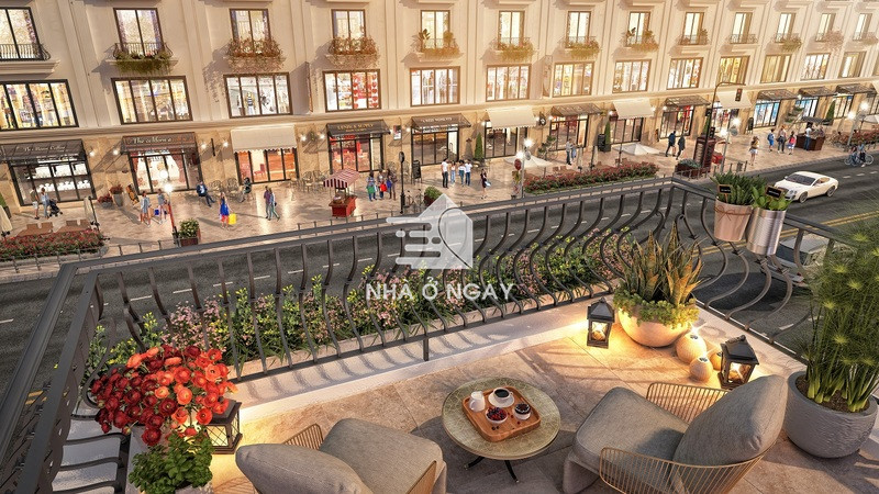 lk-balcony.jpg