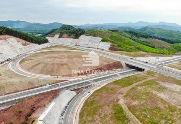 cao-toc-van-don-mong-cai