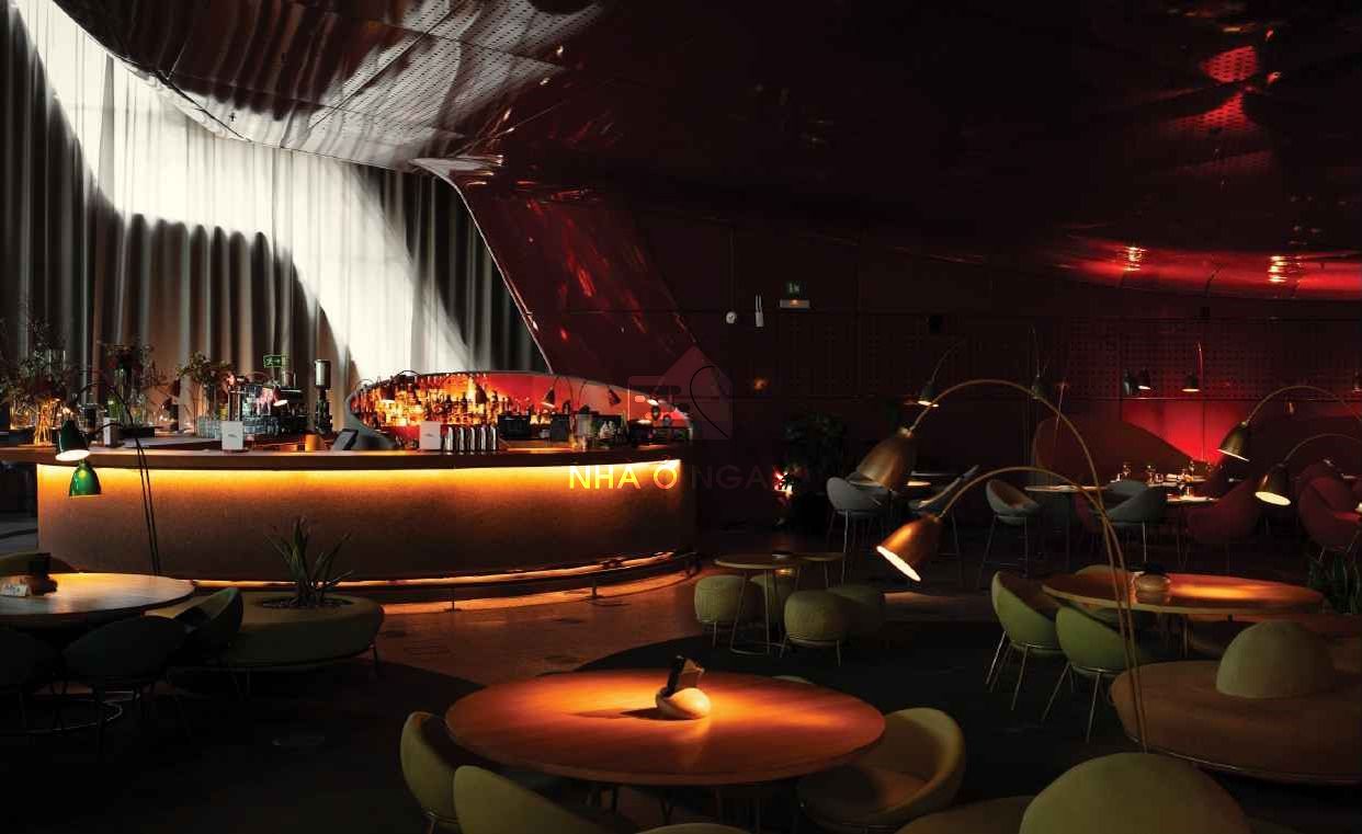 1750059514198-luxury-bar.jpg
